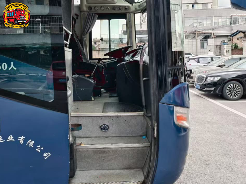 City Coach Bus Yutong ZK6122