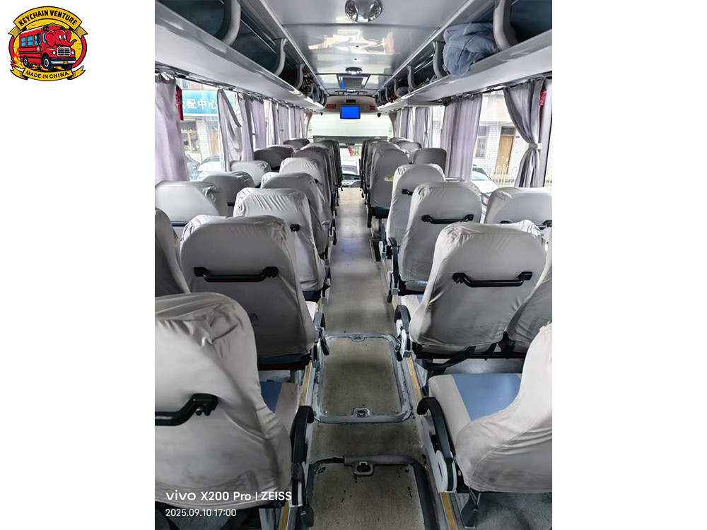City Coach Bus Yutong ZK6122