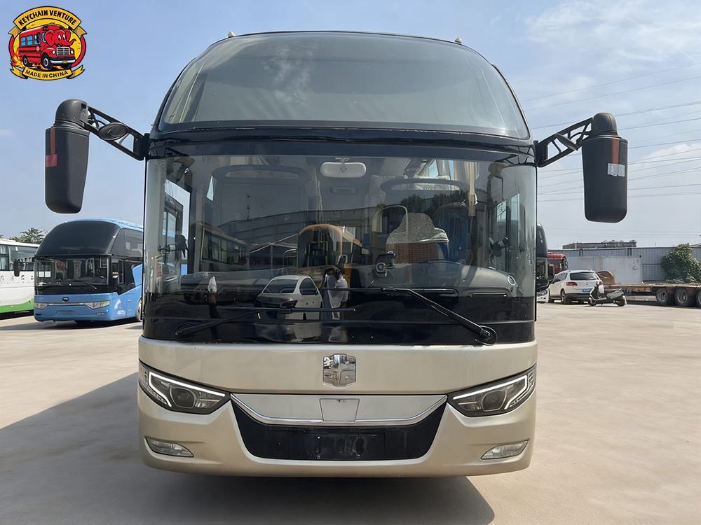 Luxury Coach Zhongtong LCK6126