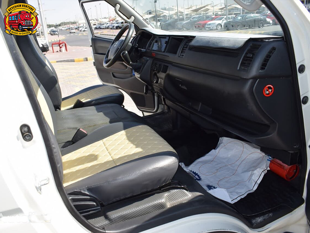 Used TOYOTA Hiace